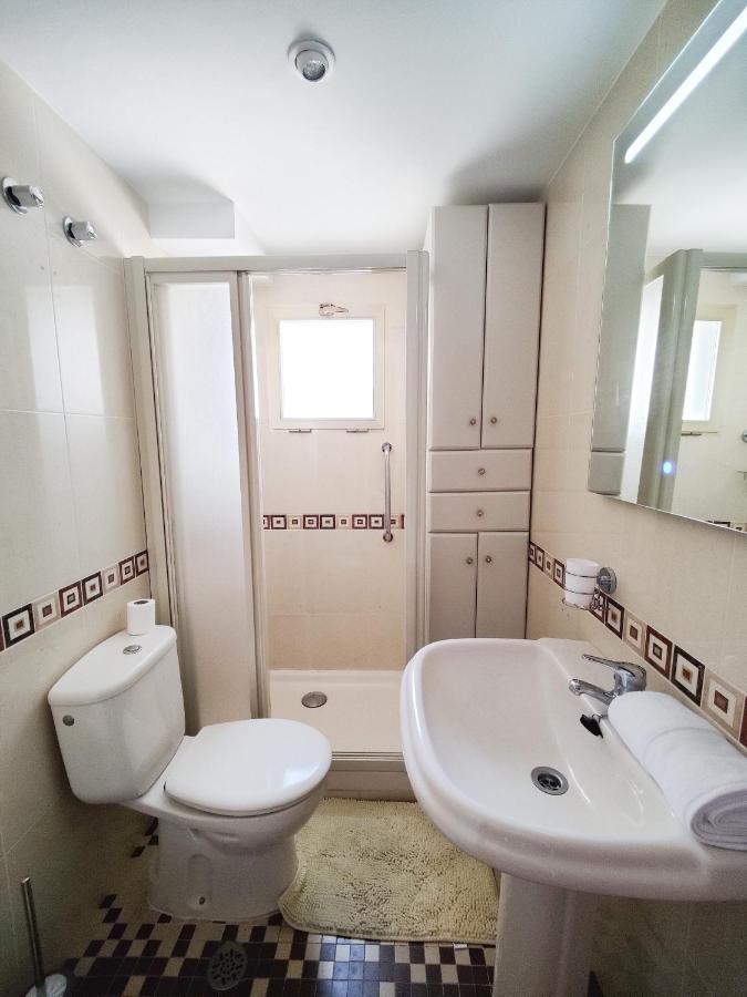 Gerona Sea View Apartments 베니돔 외부 사진